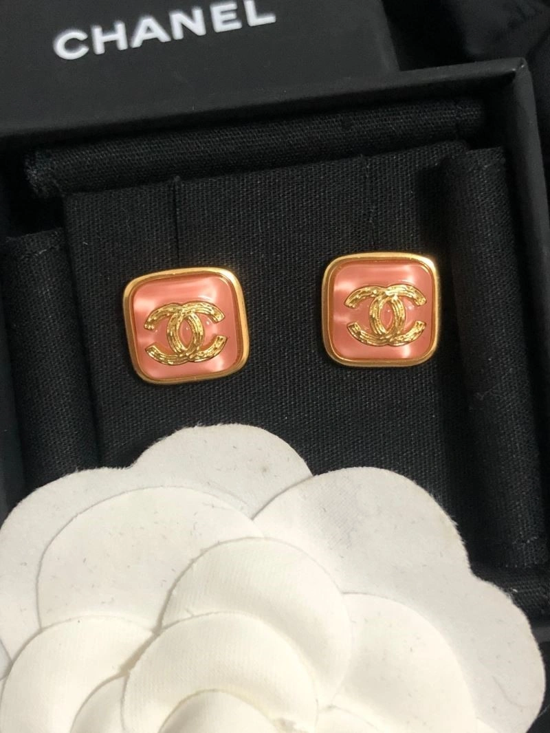 Comfortable Chanel Earrings 222686