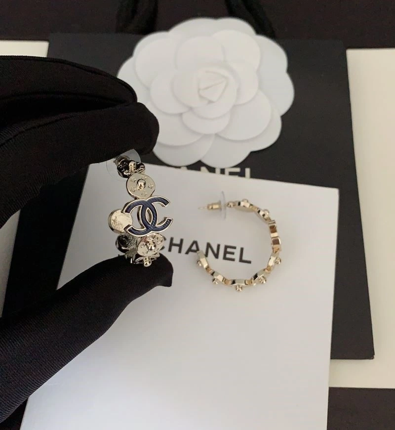 Versatile Chanel Earrings 222683