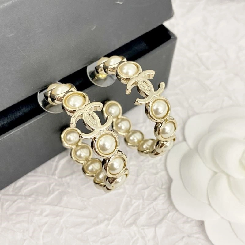 Chanel Earrings WellDesigned 222702