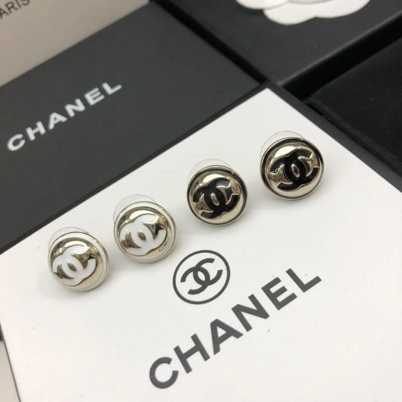 Stylish Chanel Earrings 222669