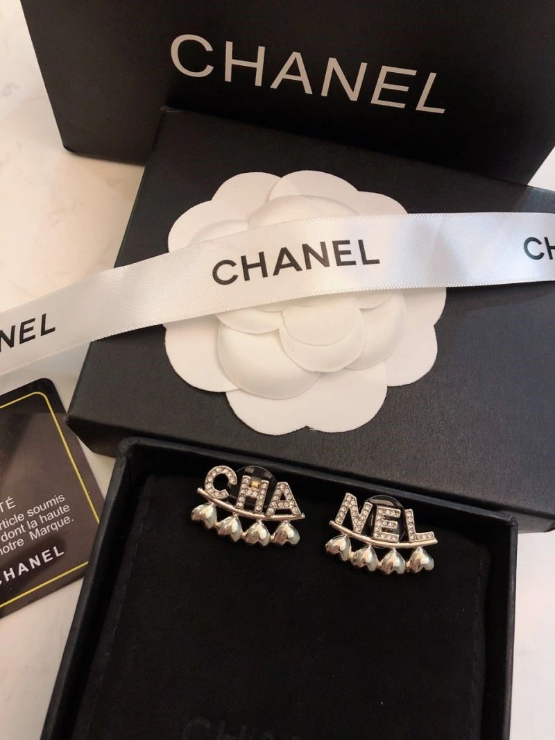 Trendsetting Chanel Earrings 222663