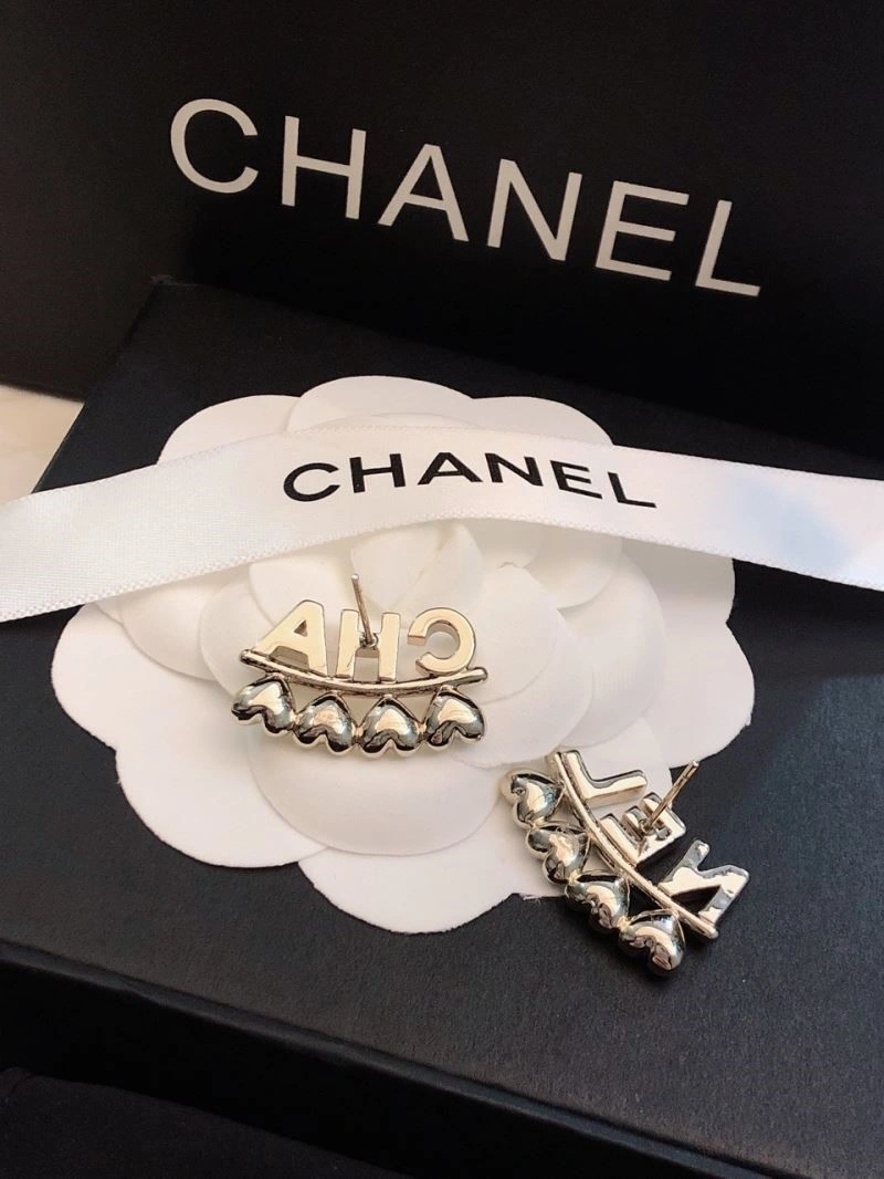Trendsetting Chanel Earrings 222663