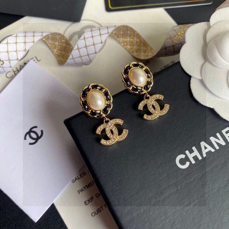 FreshLook Chanel Earrings 222667