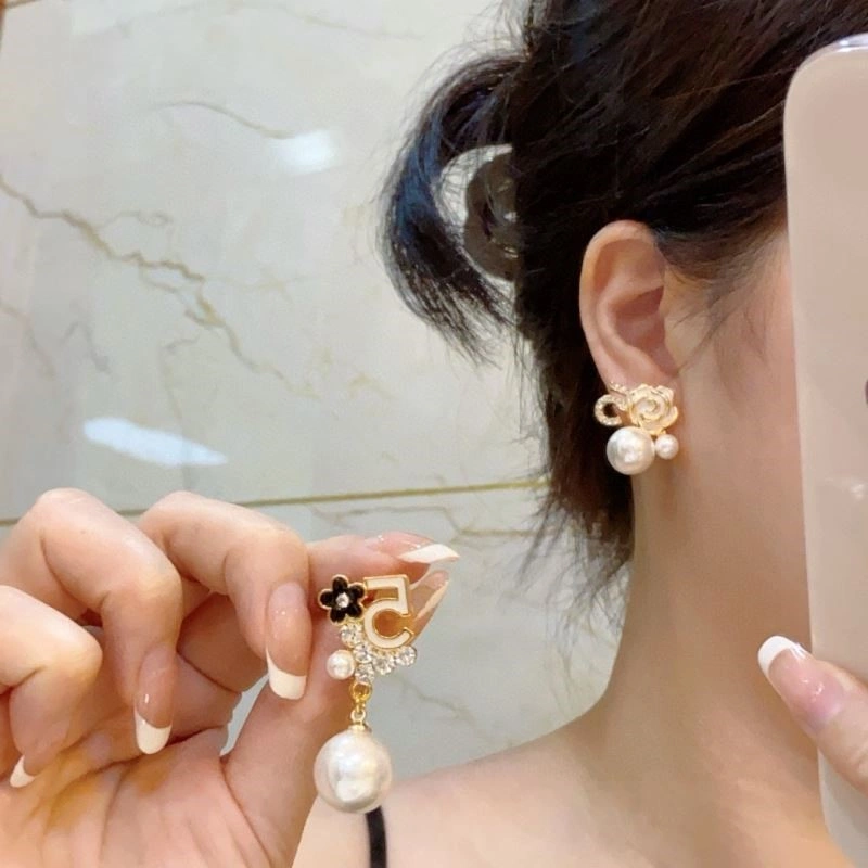 Practical Chanel Earrings 222655