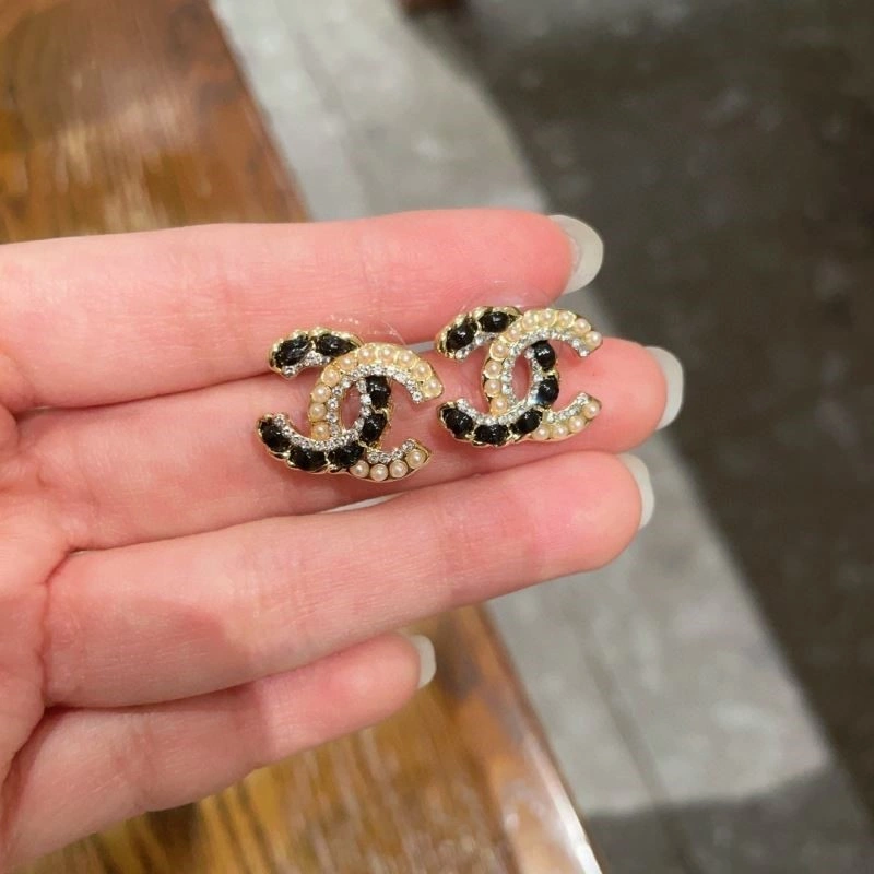 SmoothTexture Chanel Earrings 222657