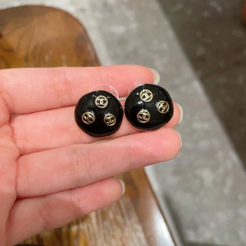 Durable Chanel Earrings 222651