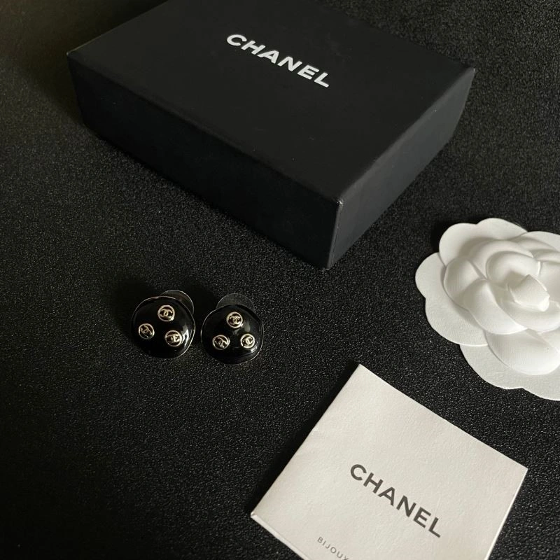 Durable Chanel Earrings 222651