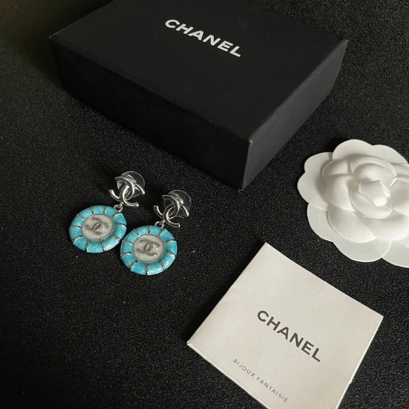 Compact Chanel Earrings 222659