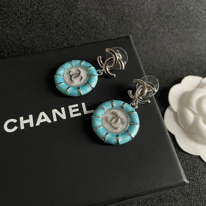 Compact Chanel Earrings 222659
