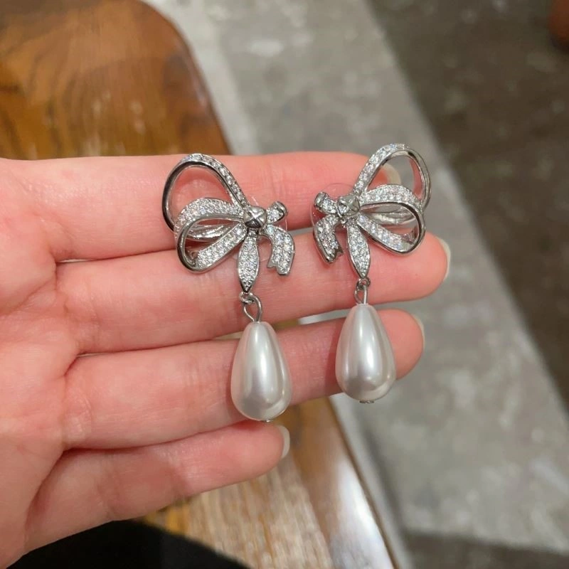 Bold Chanel Earrings 222654