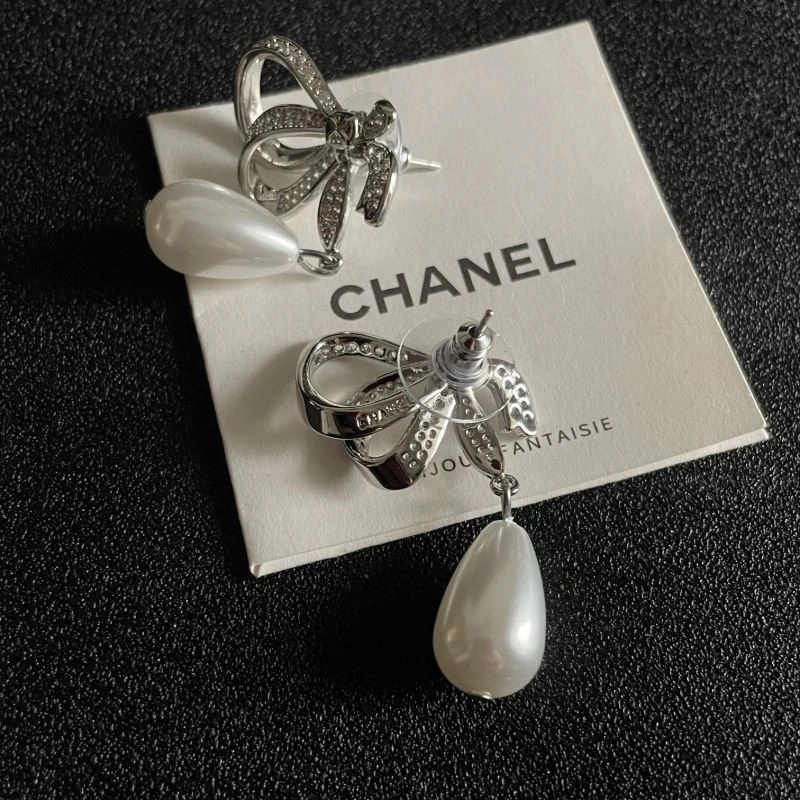Bold Chanel Earrings 222654