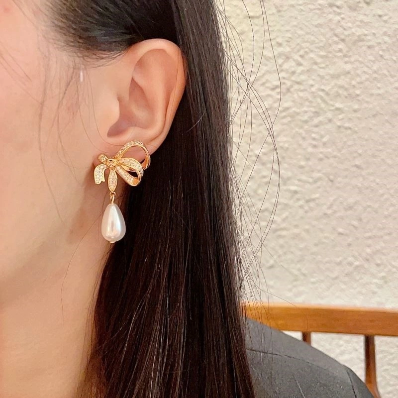 SoftTouch Chanel Earrings 222658