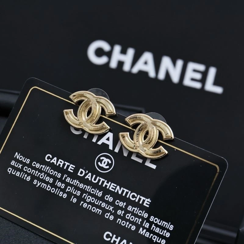Effortless Chanel Earrings 222704
