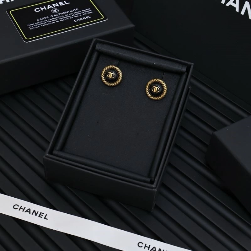 Chanel Earrings Refined 222648