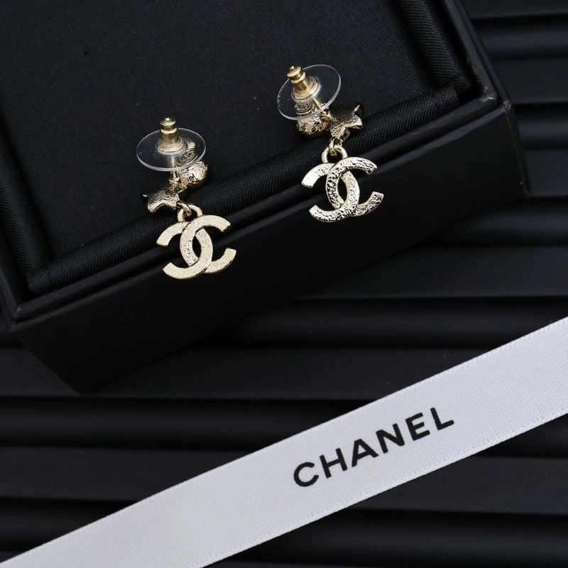 Effortless Chanel Earrings 222662