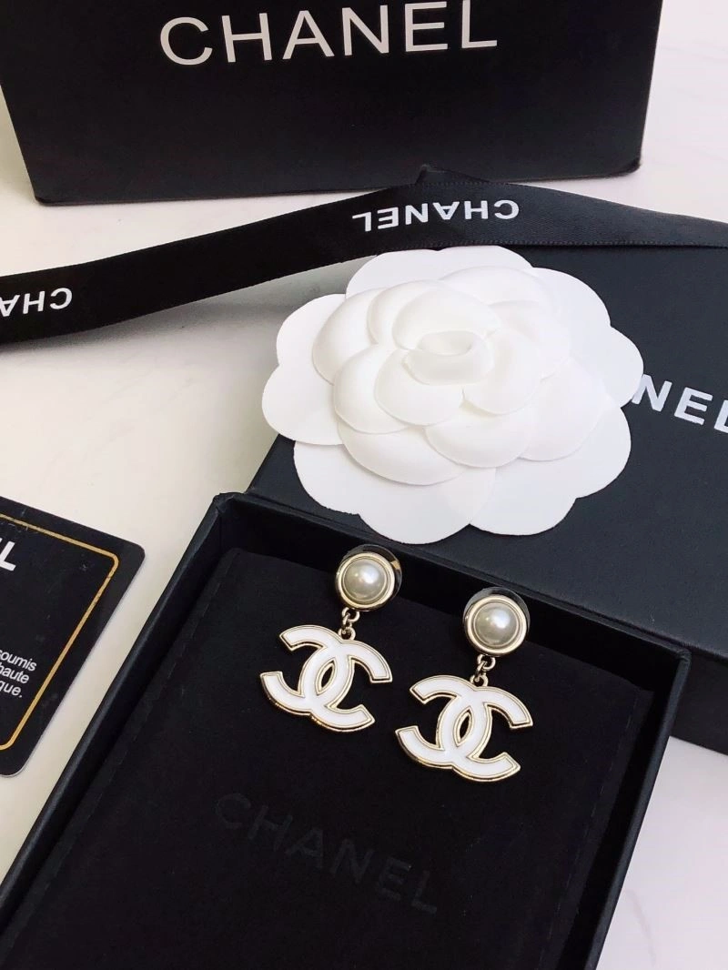 Chanel Earrings Reliable 222637