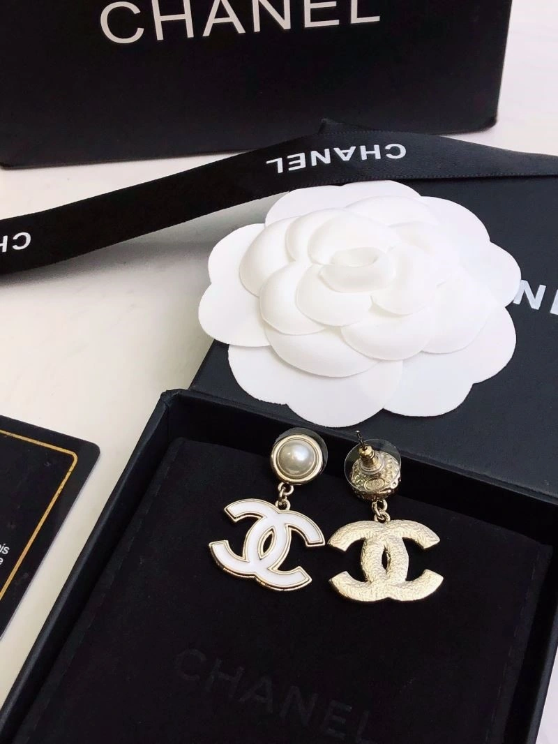 Chanel Earrings Reliable 222637