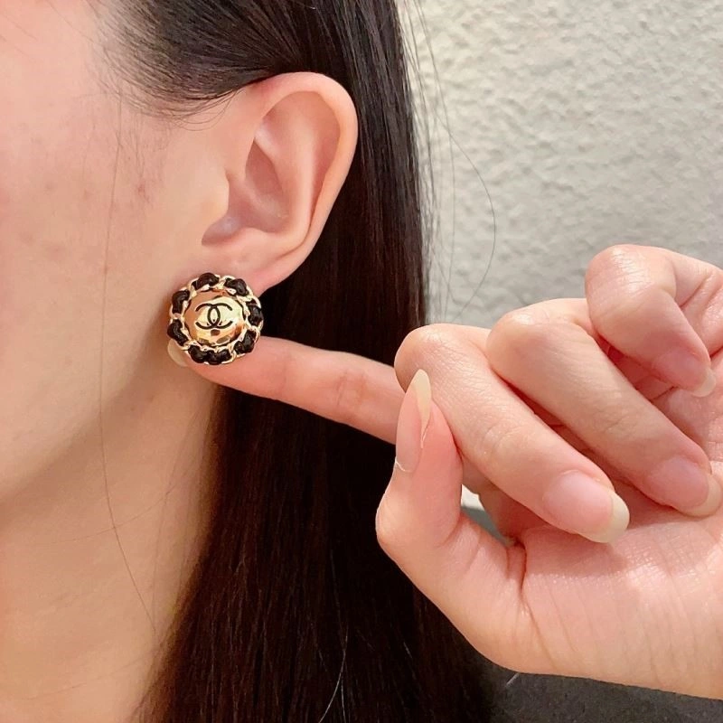 Breathable Chanel Earrings 222635