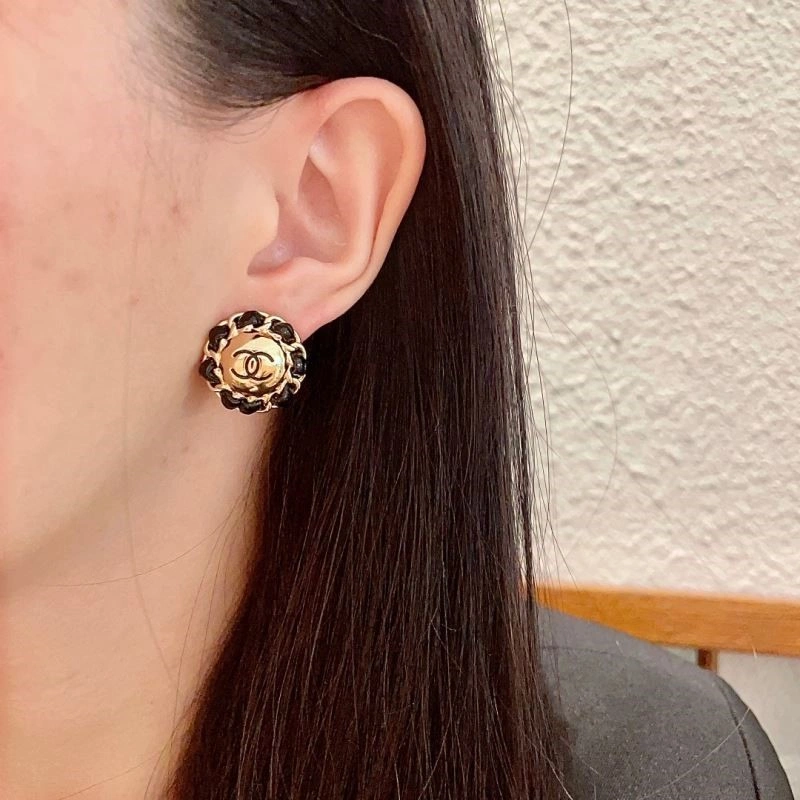 Breathable Chanel Earrings 222635