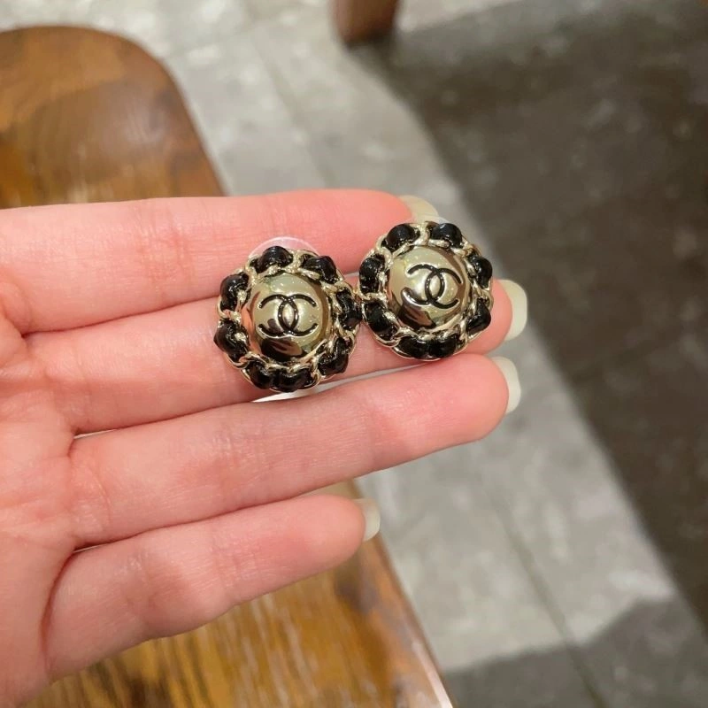 Breathable Chanel Earrings 222635