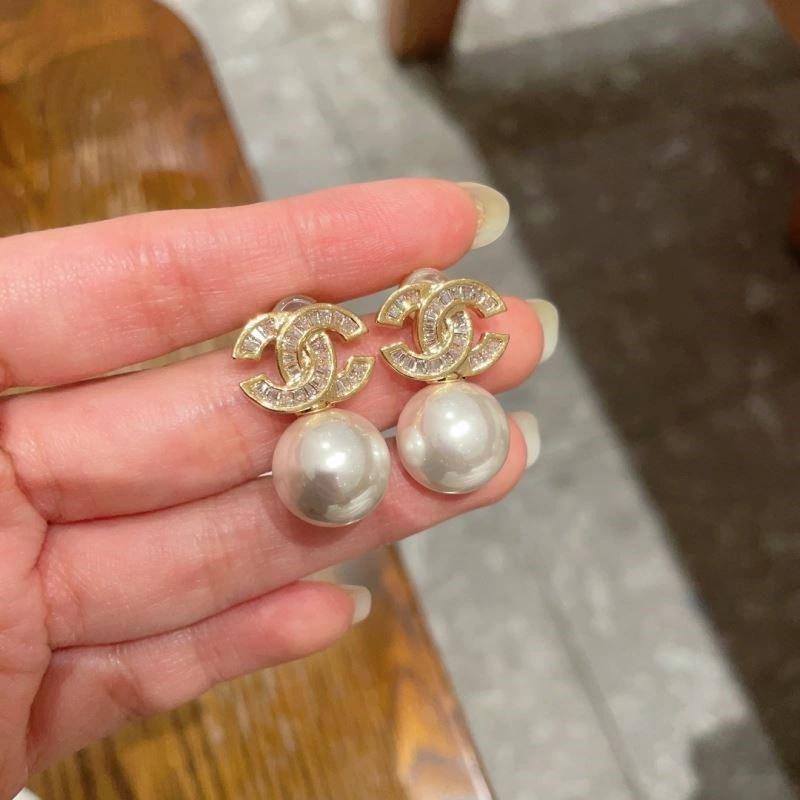Premium Chanel Earrings 222624