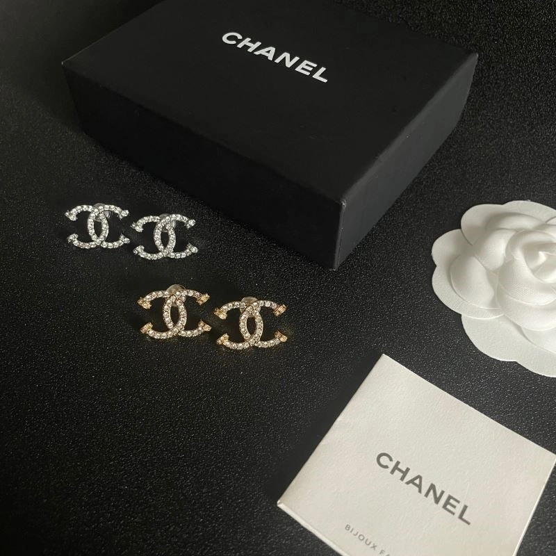 Refined Chanel Earrings 222626