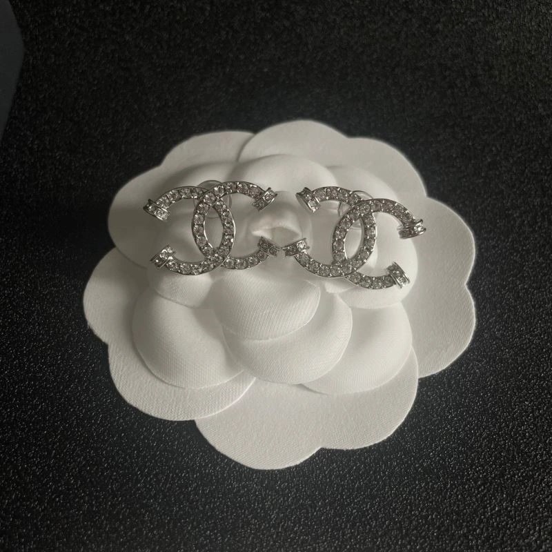 Refined Chanel Earrings 222626