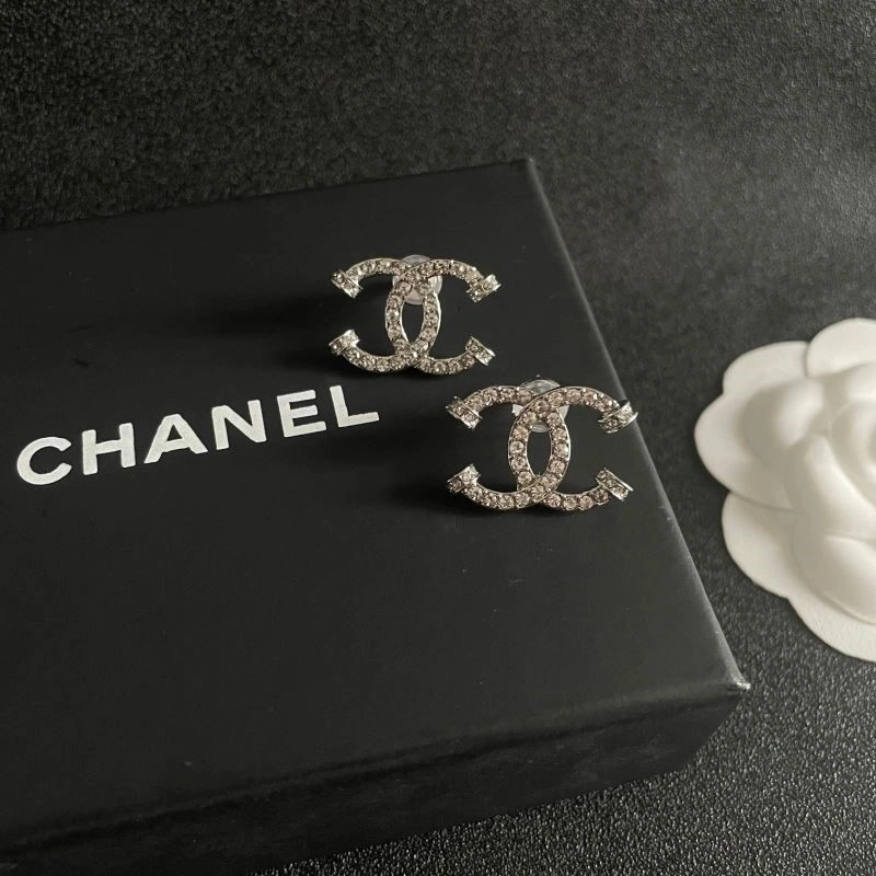 Refined Chanel Earrings 222626