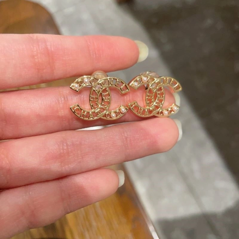 FreshLook Chanel Earrings 222622