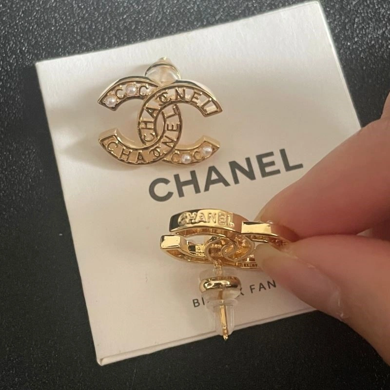 FreshLook Chanel Earrings 222622
