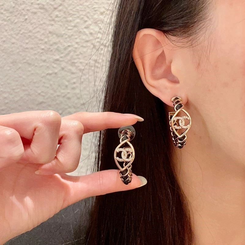 Chanel Earrings WellDesigned 222625
