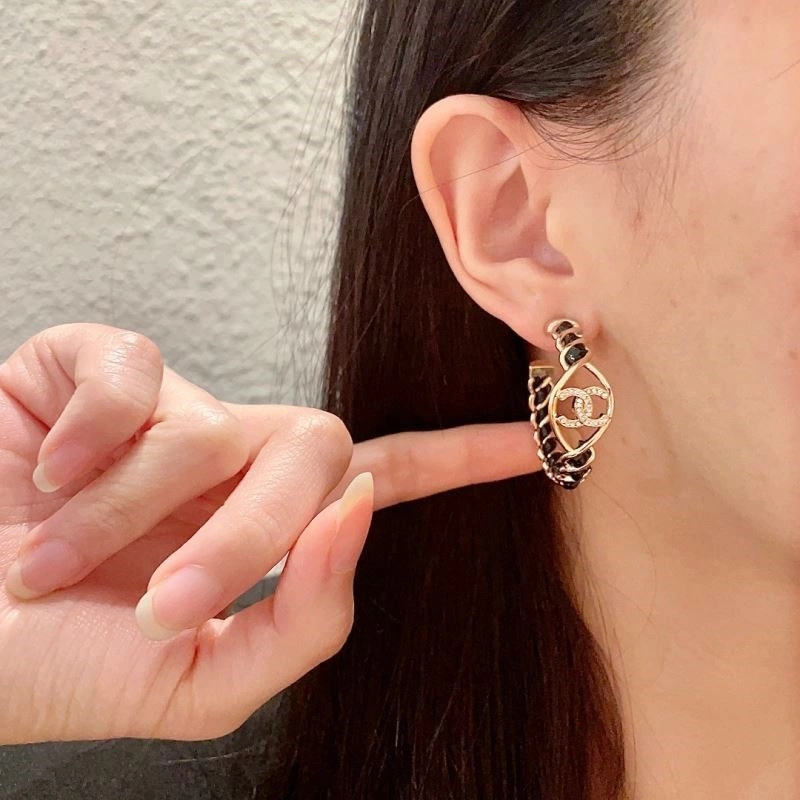 Chanel Earrings WellDesigned 222625