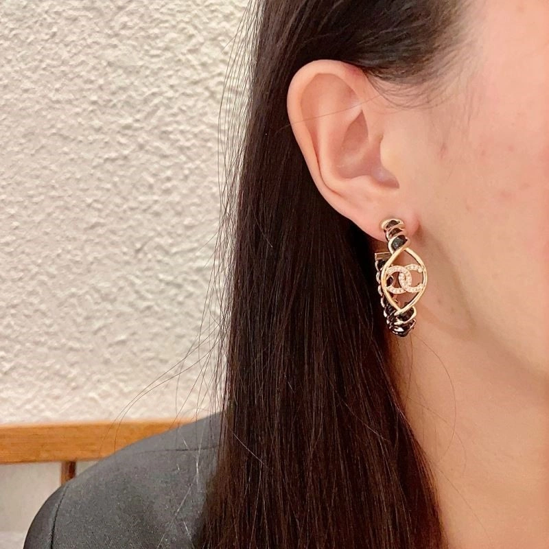 Chanel Earrings WellDesigned 222625