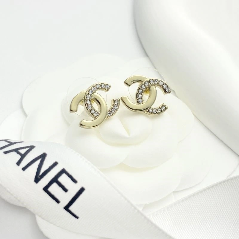 Trendy Chanel Earrings 222631