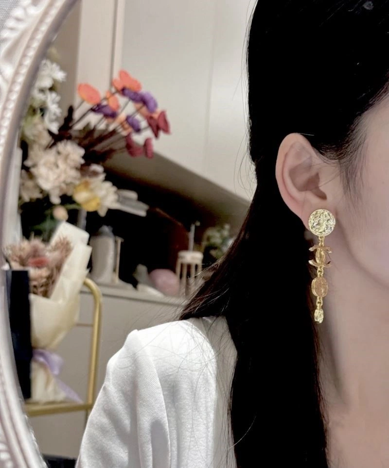TechFriendly Chanel Earrings 222628
