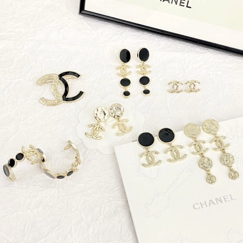 TechFriendly Chanel Earrings 222628