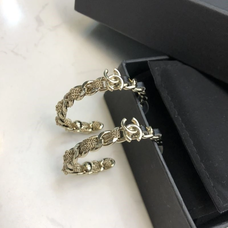Trendsetting Chanel Earrings 222617