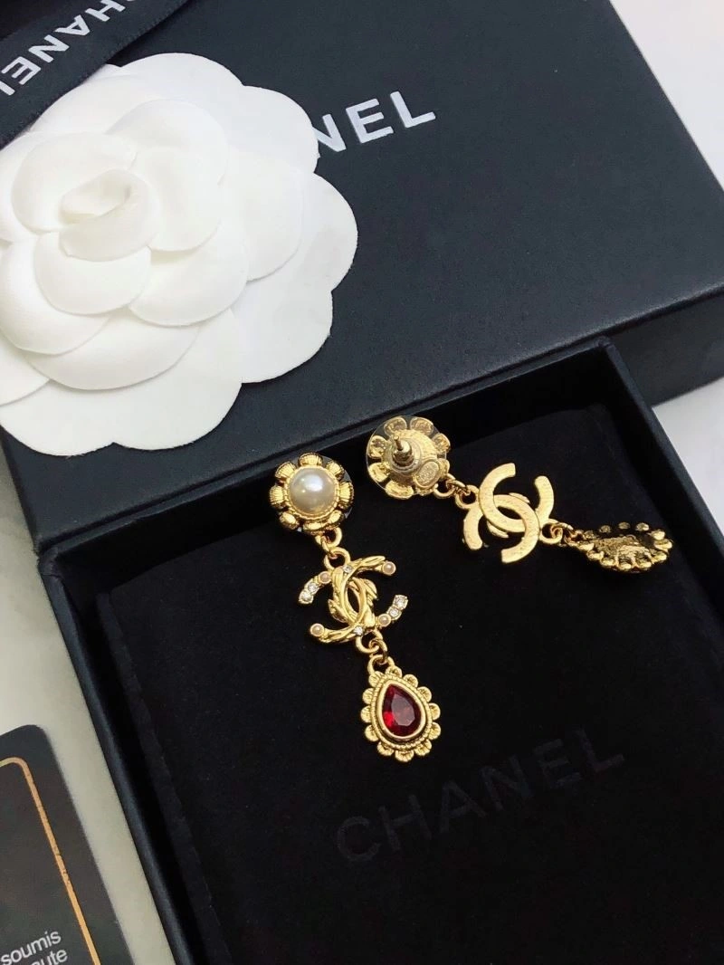 Chanel Earrings Trendy 222605