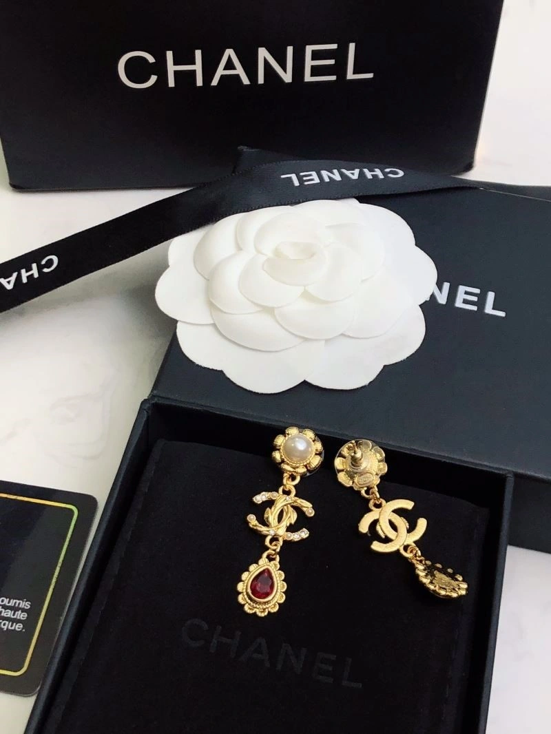 Chanel Earrings Trendy 222605