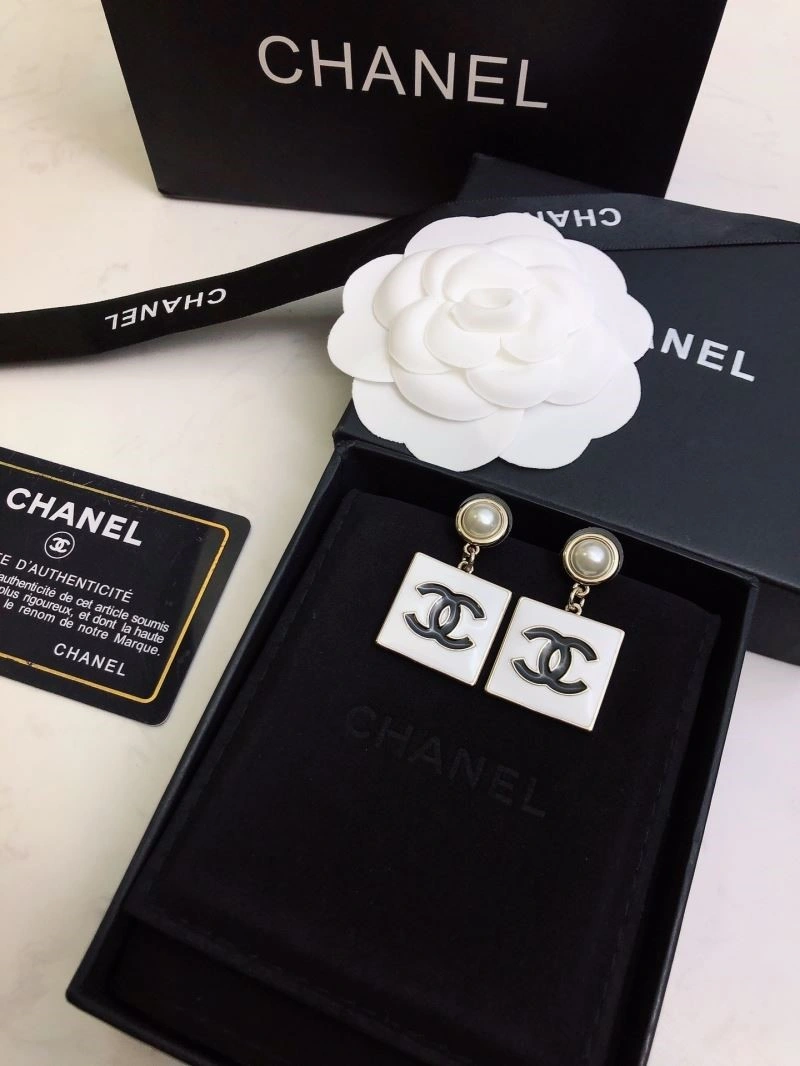 Original Chanel Earrings 222606