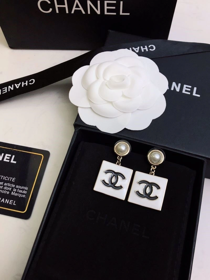 Original Chanel Earrings 222606