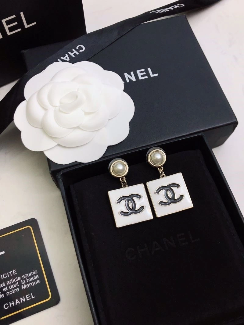 Original Chanel Earrings 222606