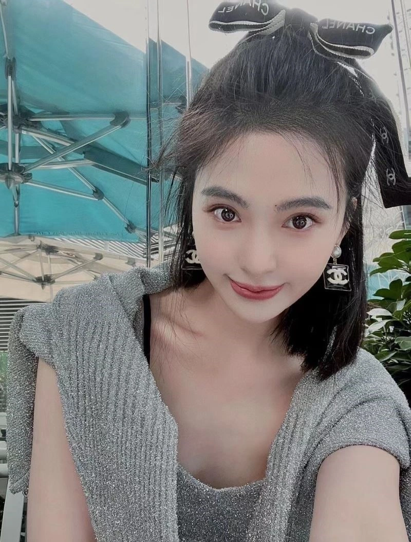 Chanel Earrings Youthful 222594