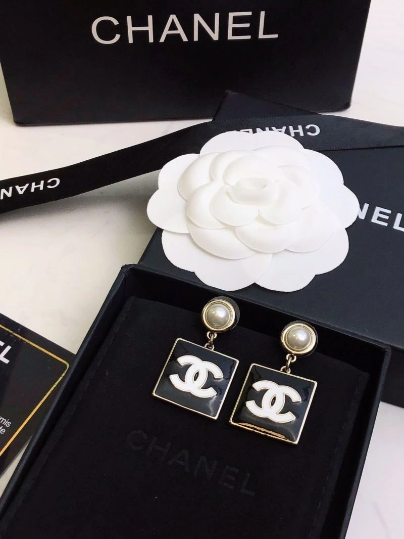 Chanel Earrings Youthful 222594