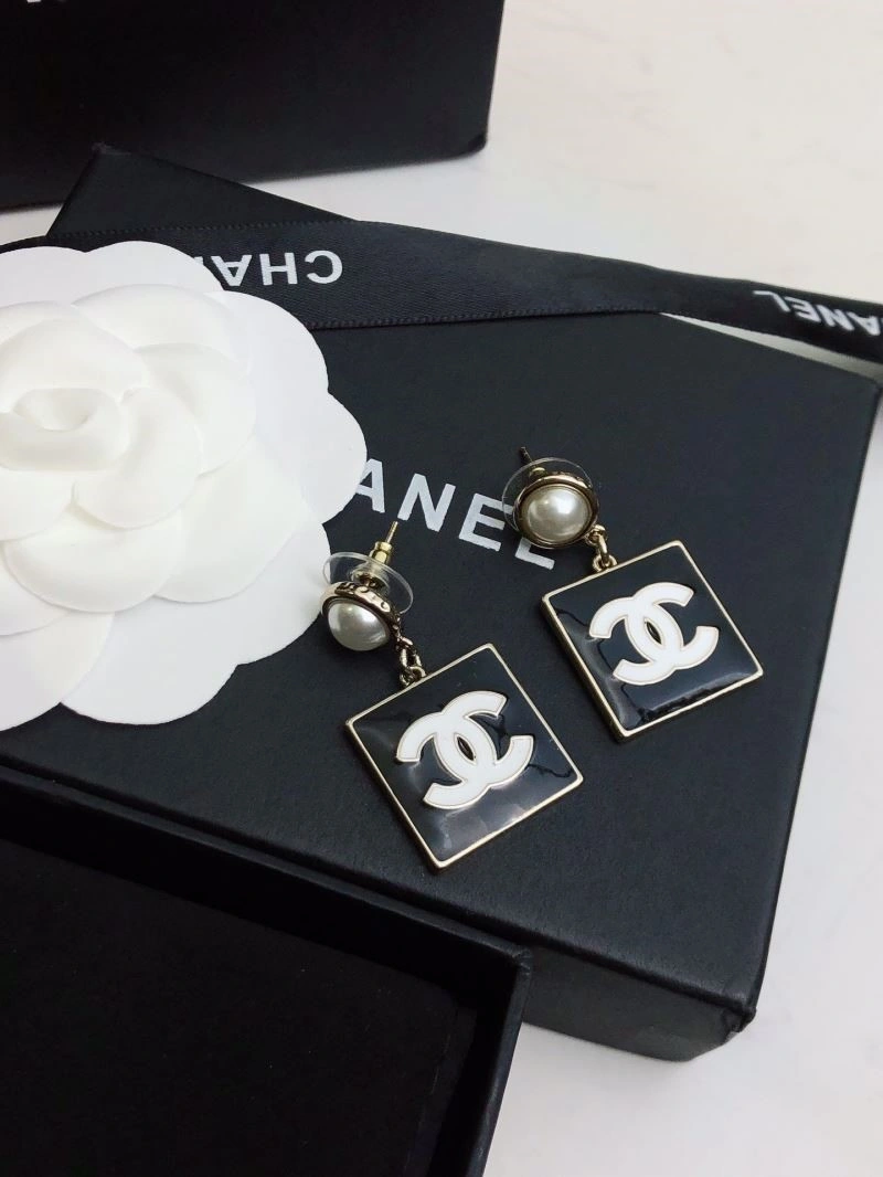 Chanel Earrings Youthful 222594