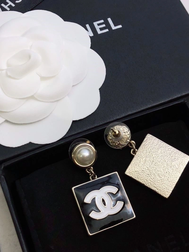 Chanel Earrings Youthful 222594