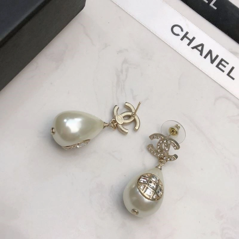 HighPerformance Chanel Earrings 222602