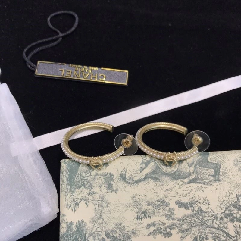 Seasonal Chanel Earrings 222642