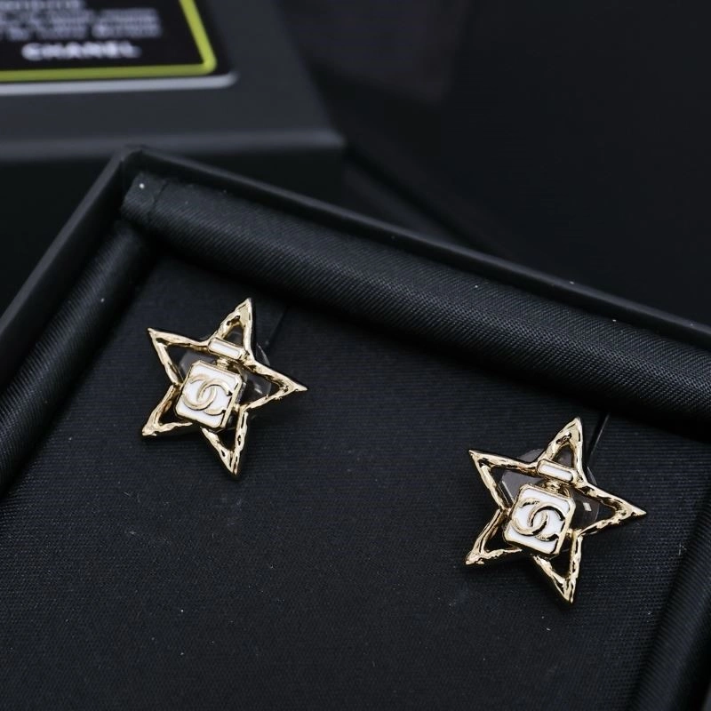 Chanel Earrings FreshLook 222577