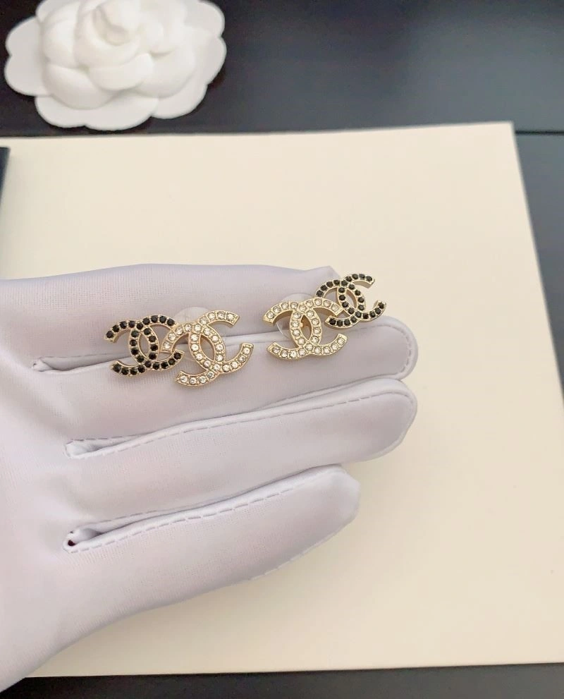 Affordable Chanel Earrings 222576